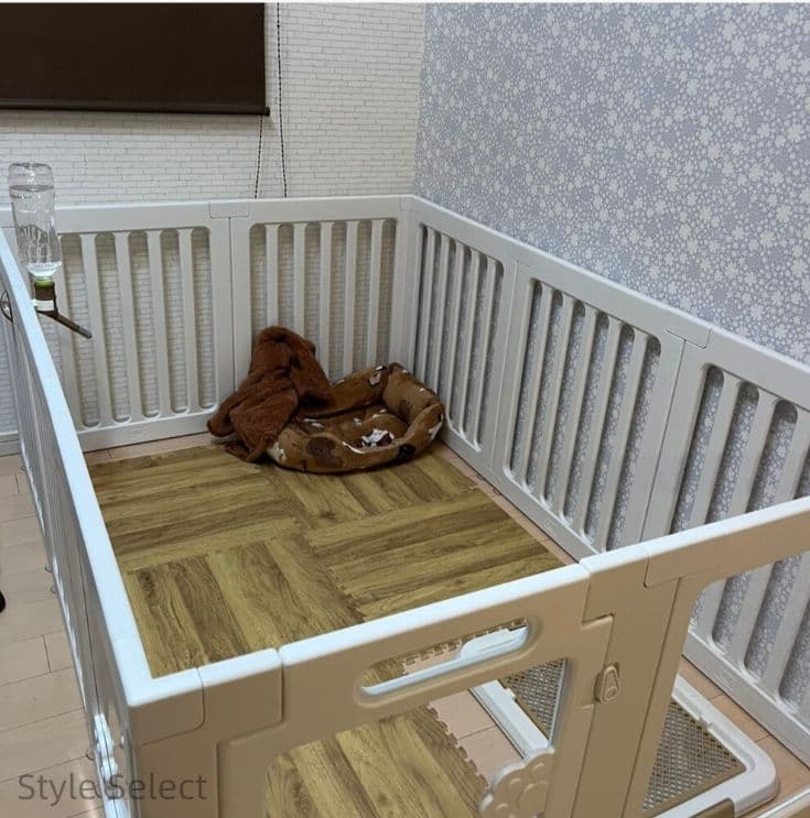 ペットフェンス 室内 犬用 透明アクリル ドア付き折りたたみ 組立簡単 脱走防止