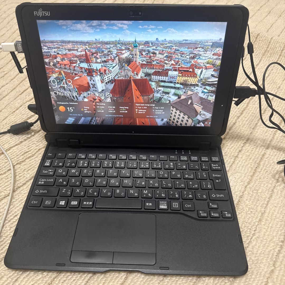 Fujitsu Windowsタブレット 本体 10インチ以上