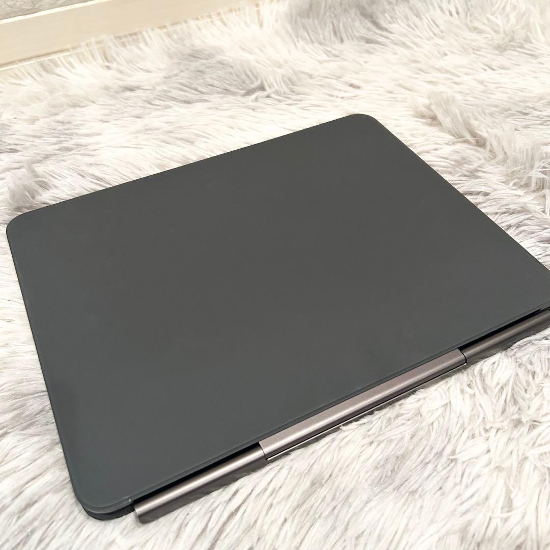 【極美品】Apple iPad Pro M5/M4用 MagicKeyboard