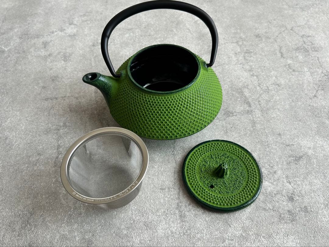 【新品・未使用】南部鉄器　急須　東屋アラレ0.3L 緑