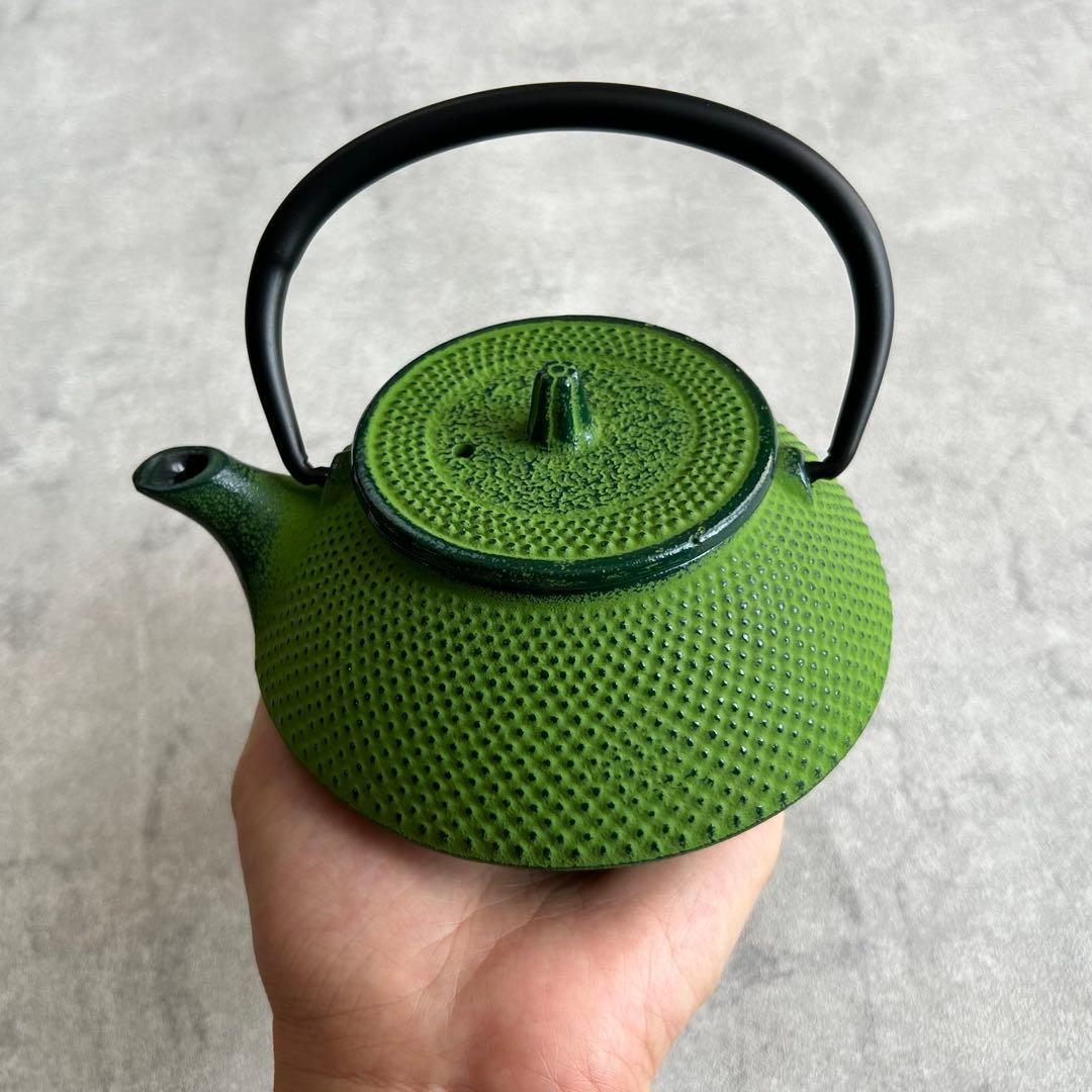 【新品・未使用】南部鉄器　急須　東屋アラレ0.3L 緑
