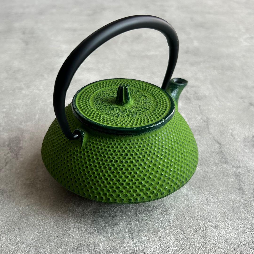 【新品・未使用】南部鉄器　急須　東屋アラレ0.3L 緑