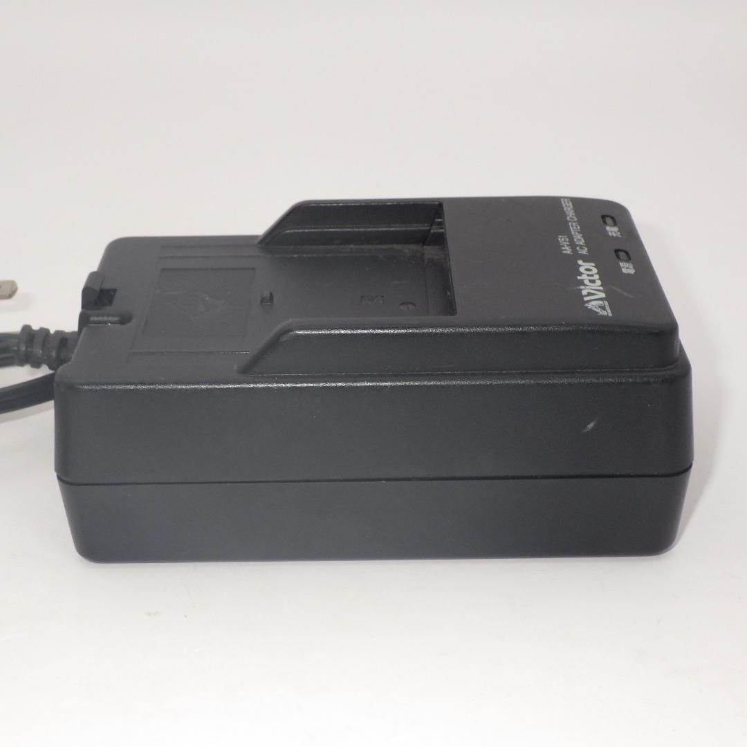 Victor AA-V51 ACアダプター充電器 中古品 F2769