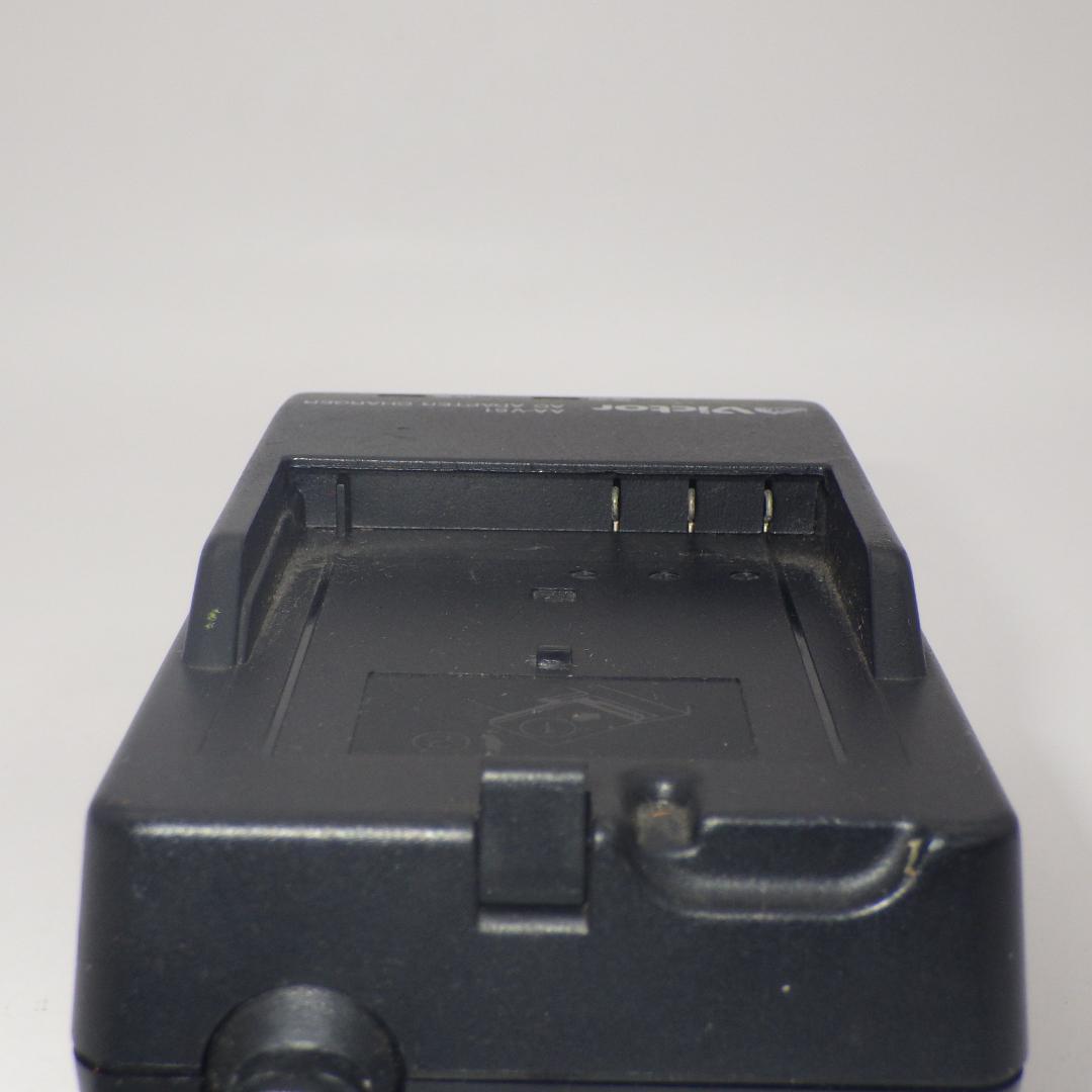 Victor AA-V51 ACアダプター充電器 中古品 F2769