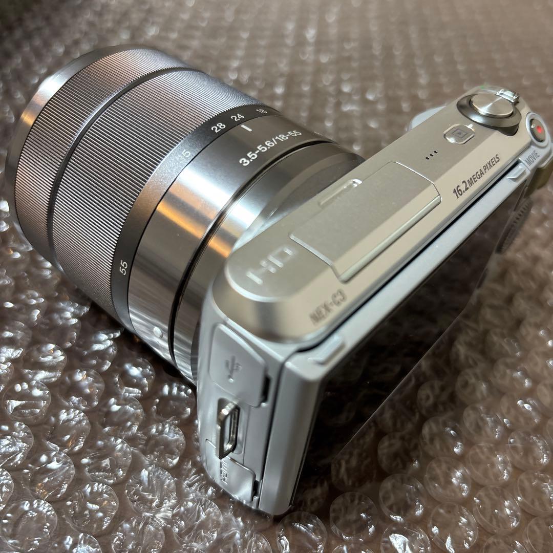 【美品】SONY/レンズ交換式デジタルカメラ　α NEX-C3ダブルレンズキット