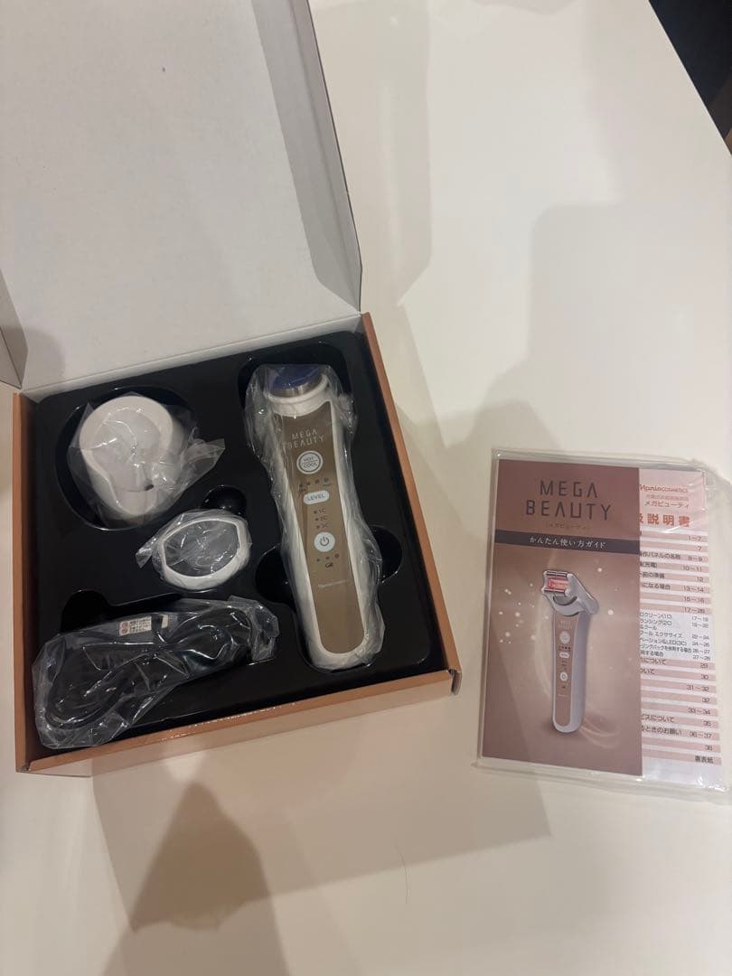 ナリス MEGA BEAUTY 美顔器 、エステティック付