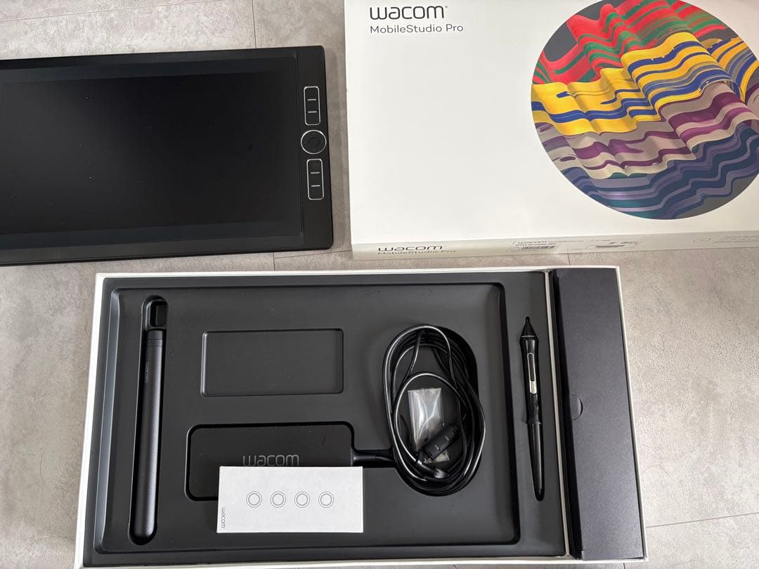 Wacom MobileStudio Pro 13インチ 本体