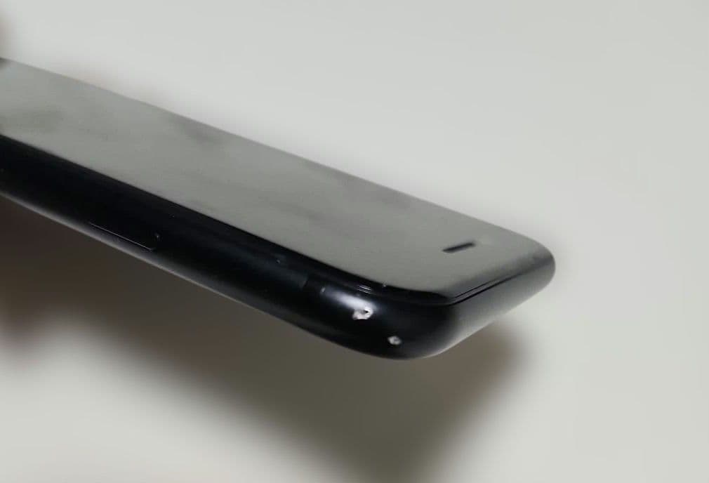 Apple iPhone SE2 ブラック 64G　画面割れあり