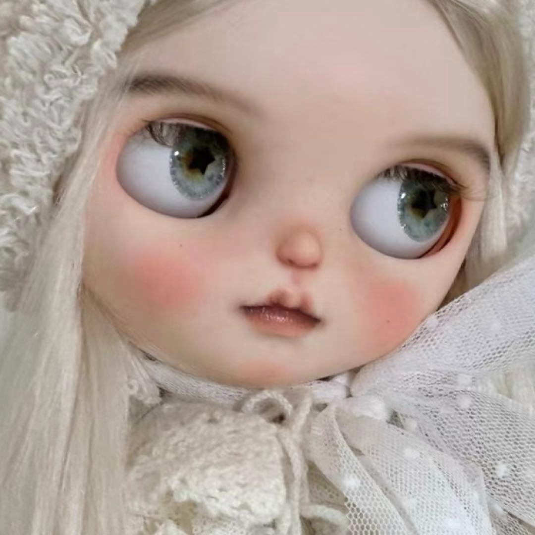 カスタムブライス かわいい 薄色 雪兎 人形 海外作家様 カスタムドール