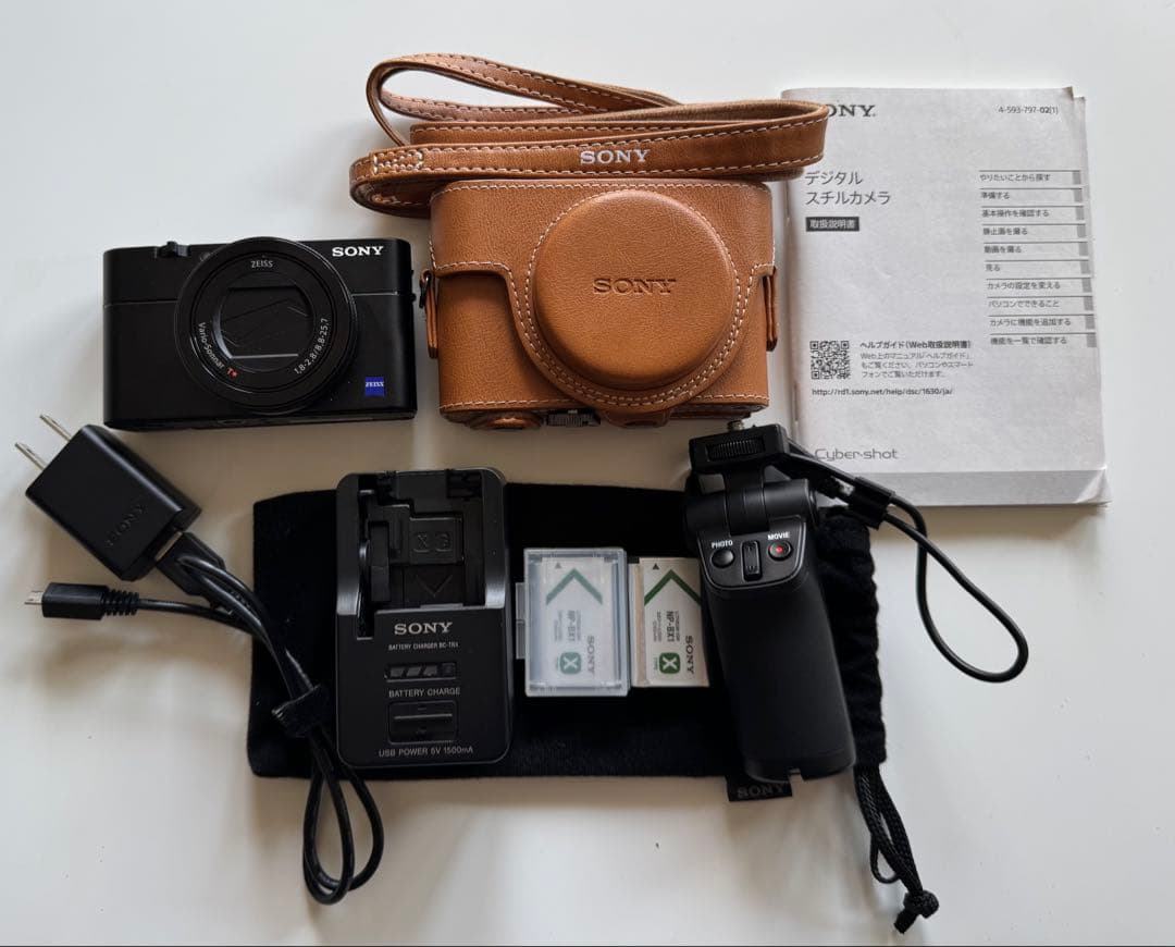 SONY RX100M5 / SONY三脚グリップ・予備バッテリー付