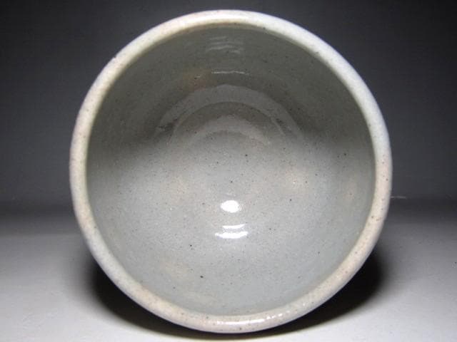 富本憲吉 鉄描茶碗 味わいのある絵付けの逸品　　　　v238