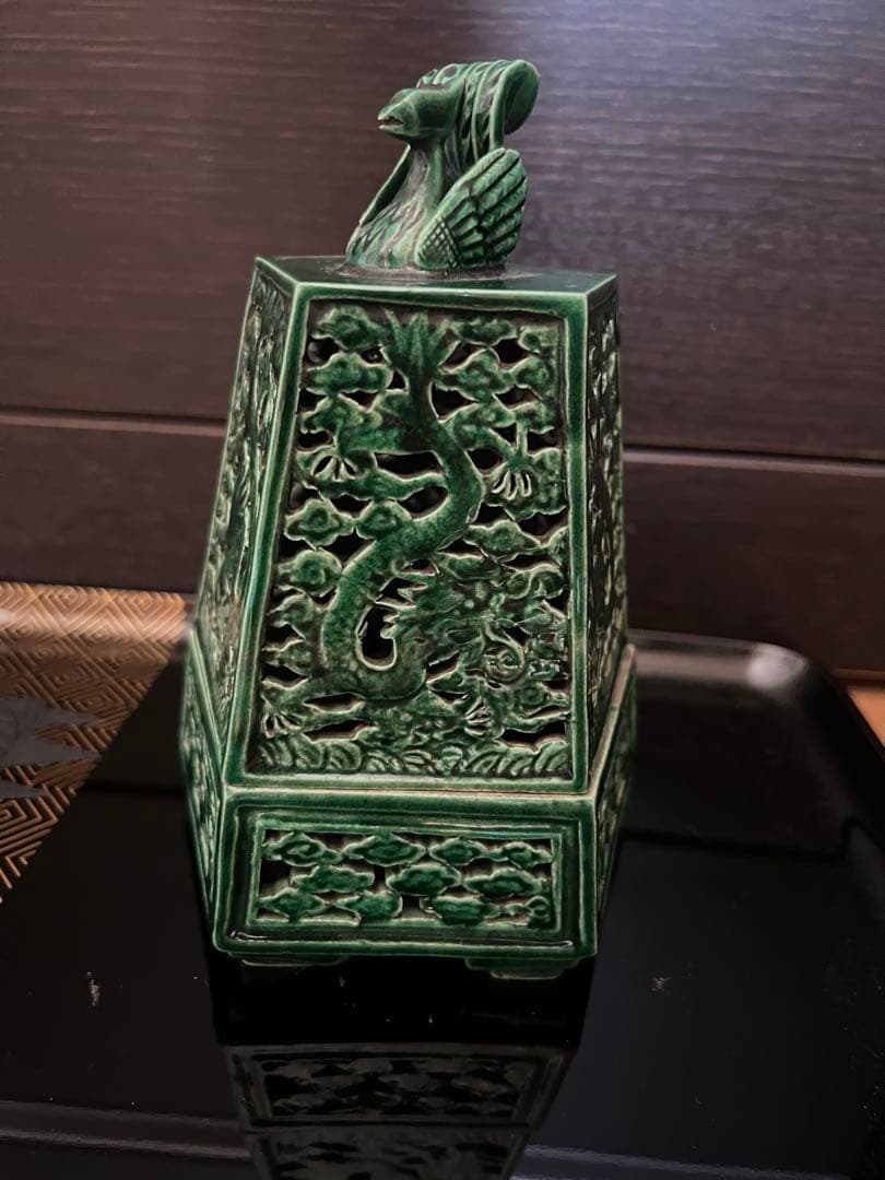 中国大清乾隆 緑釉香炉 骨董品 香炉 古美術　アンティーク 陶器 龍