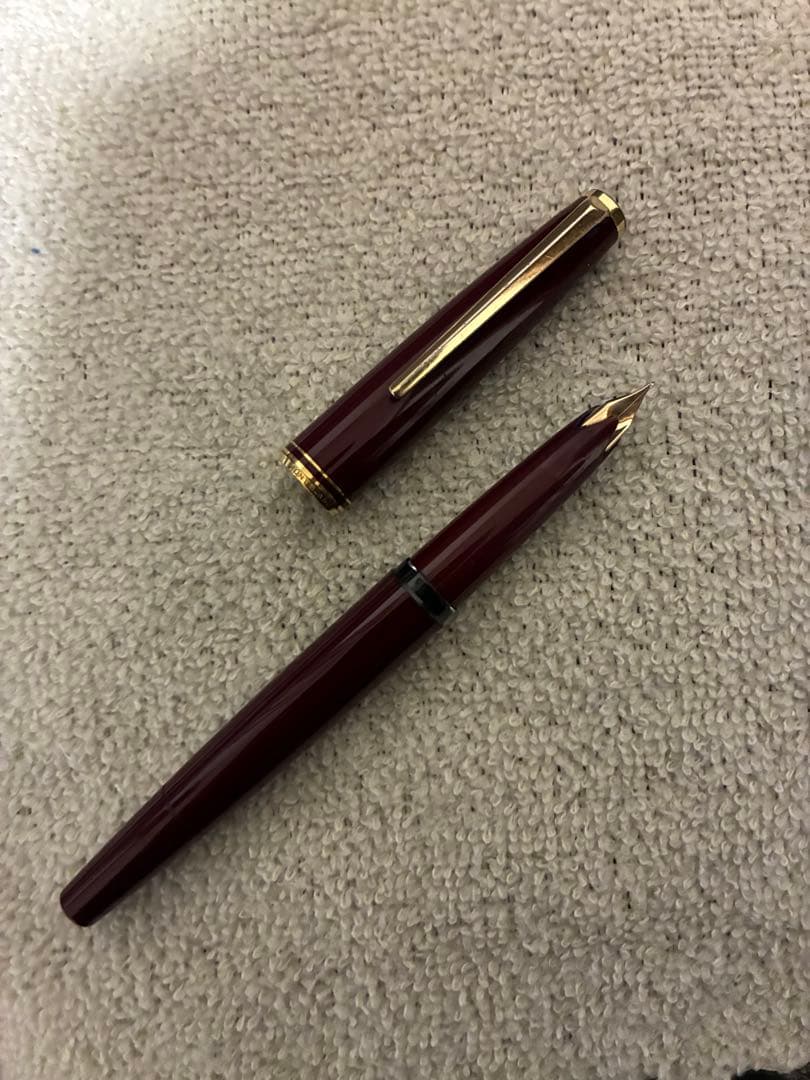 ◾️ボルドー色◾️MONT BLANC◾️モンブラン 万年筆 221◾️吸入式◾️