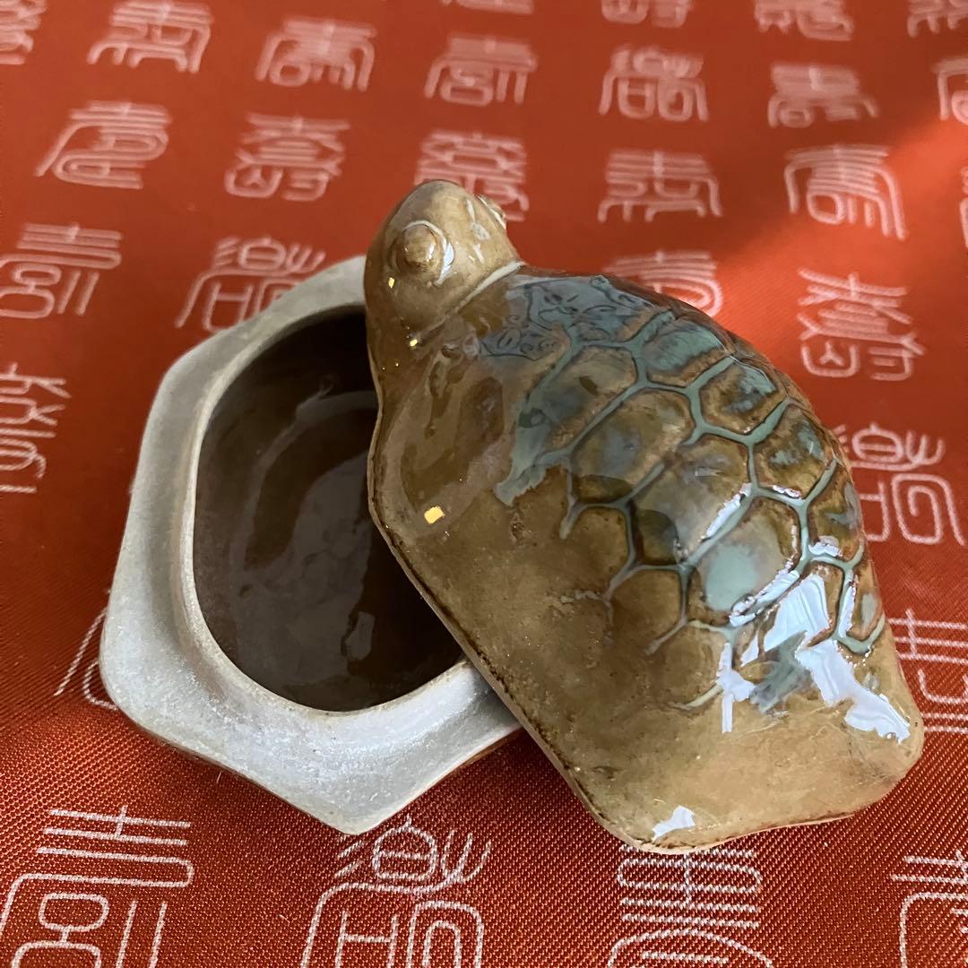 茶道具高取焼 十四代亀井味楽造 亀香合 共箱