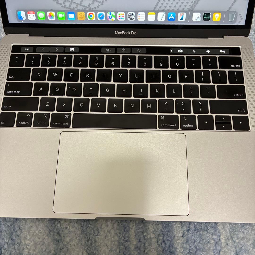 良品 MacBook Pro 2019
