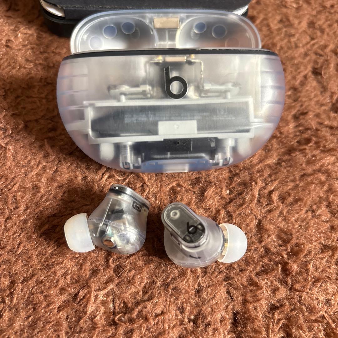 Beats studio Buds +トランスペアレント