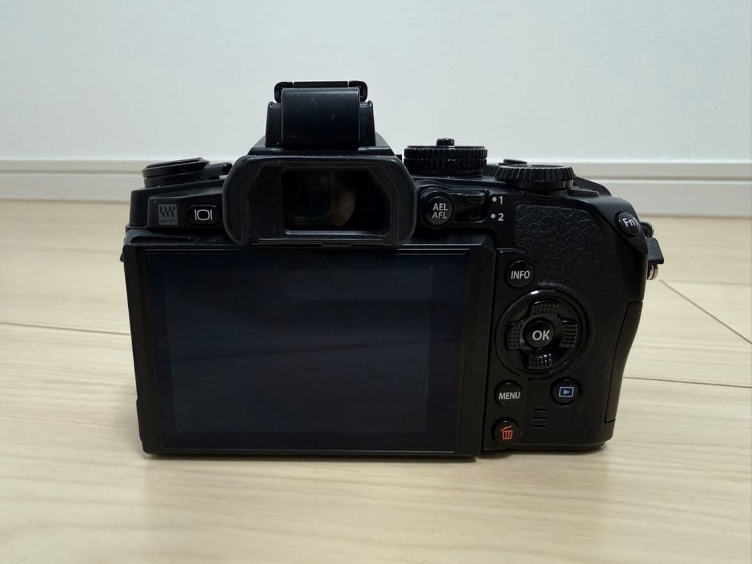 【ジャンク】OLYMPUS OM-D E-M1 ボディ