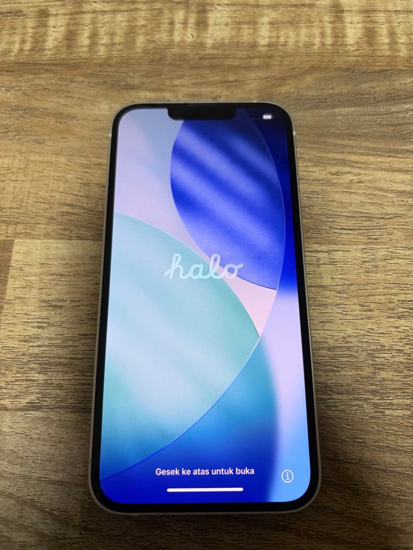 iPhone13 ホワイト（スターライト） 128GB SIMフリー 付属品完備