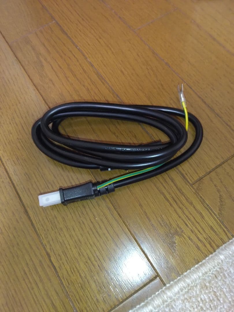 BLUETTI AC70 ＋ AC70専用バック　タイプA、Cコード付き