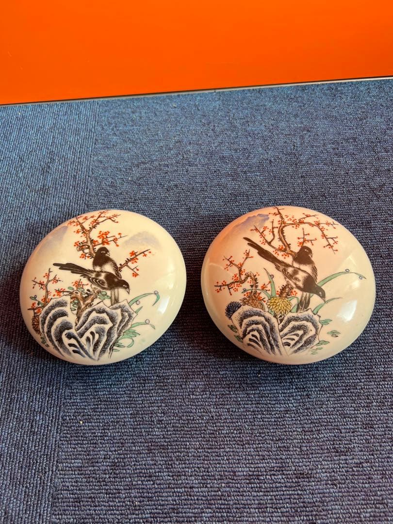 1095 骨董　古美術　乾隆年製　春画　花鳥文　香合　蓋物　1対　希少　時代物