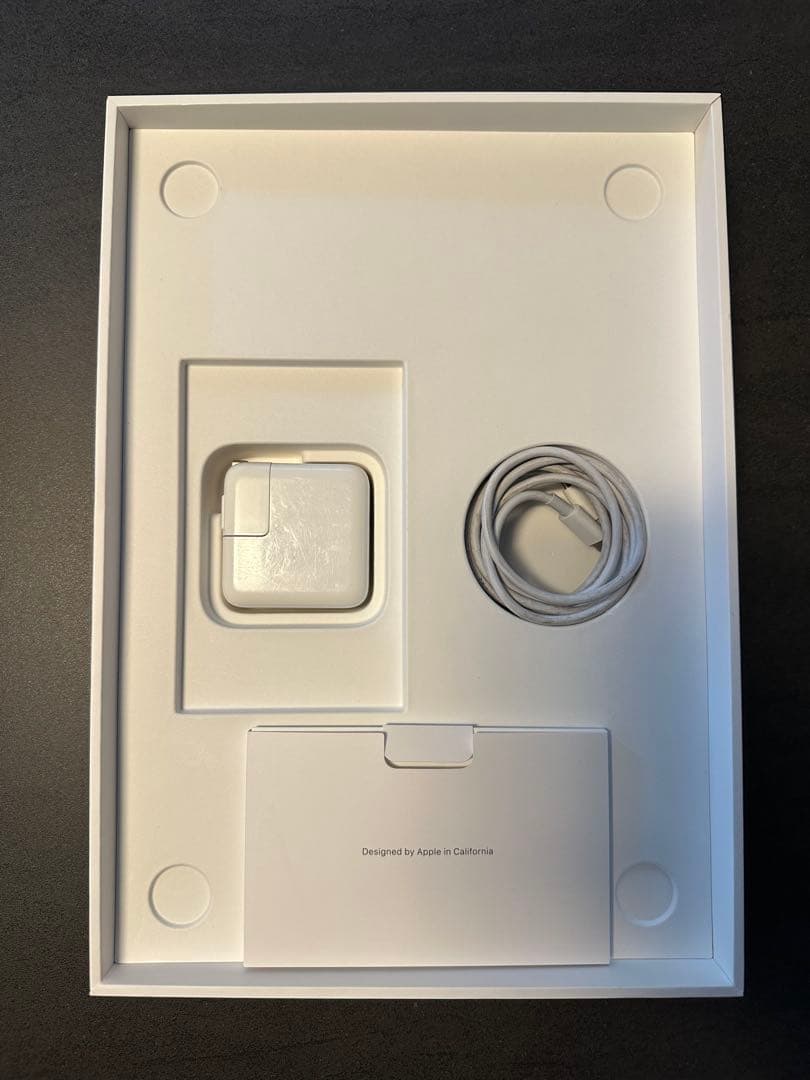 M1チップ Macbook Air 2020 メモリ16gb SSD256gb