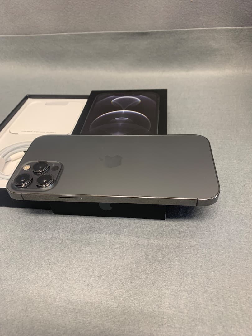 美品　国内版　SIMフリー　iPhone12 Pro Max 256GB