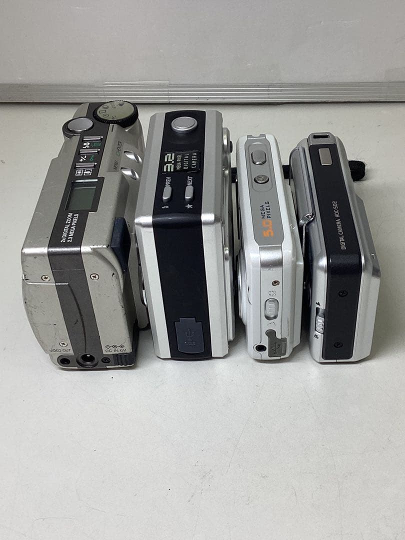 k*u様 ジャンク　MINOLTA、Polaroidなど　まとめて4点
