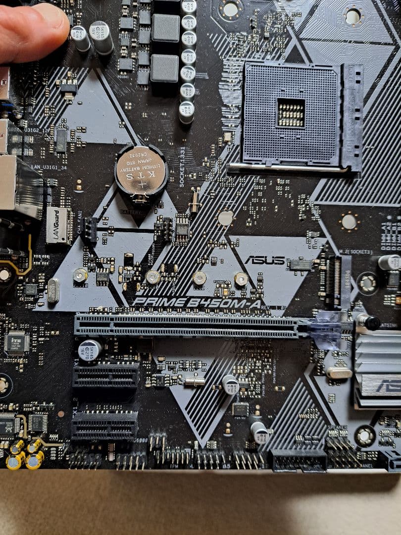 マザーボードとグラフィックボード