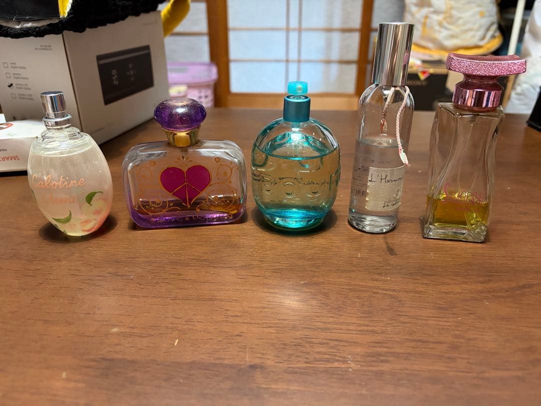香水まとめ売り28本セット