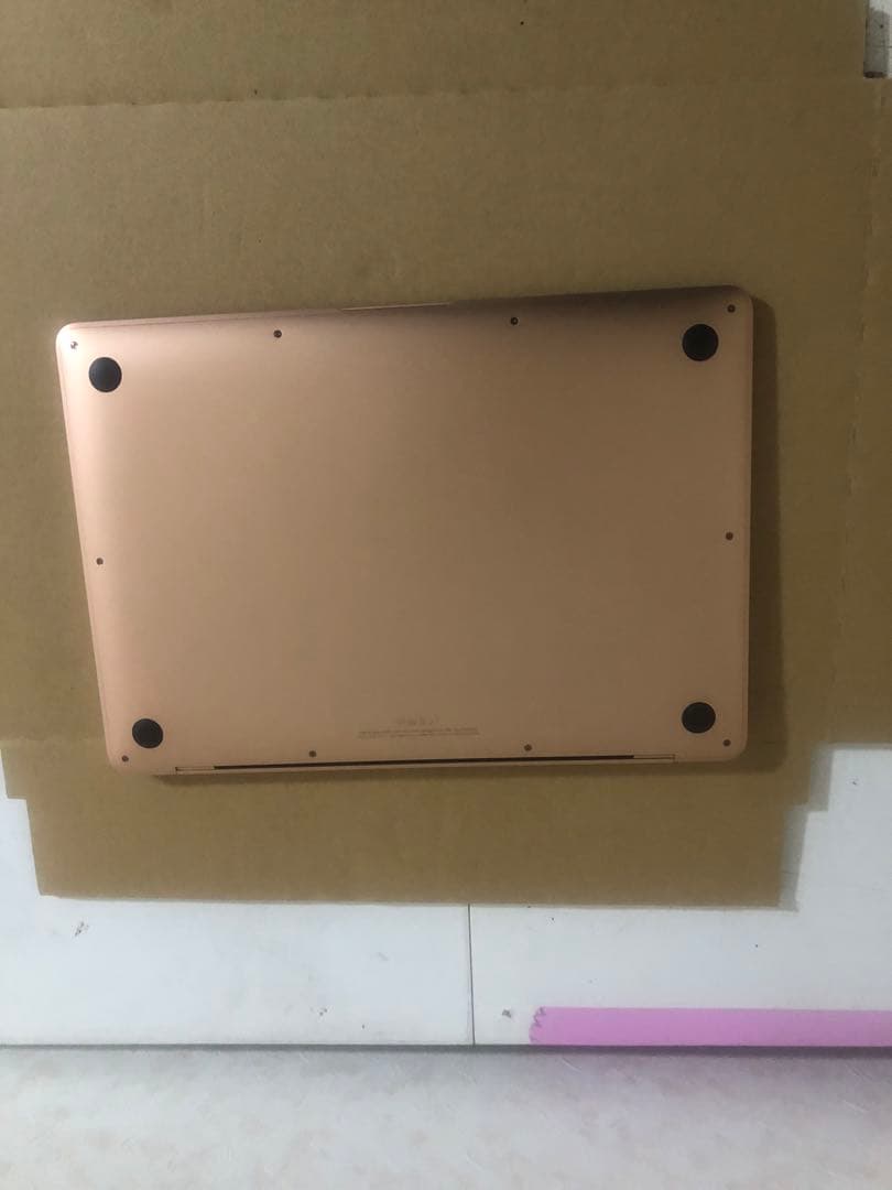 M1Mac Book air13インチ(2020)ゴ-ルドJIS配列本体のみ