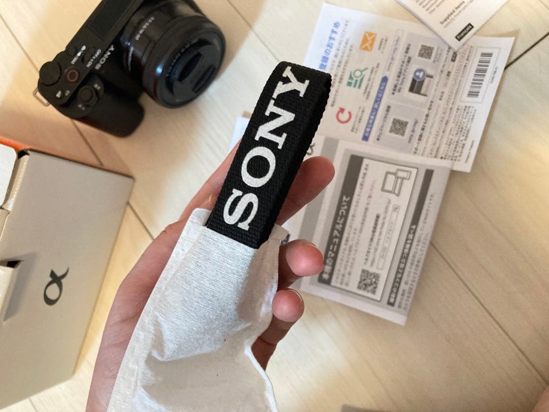 SONY ZV-E10 ミラーレスカメラ 5年保証付き。