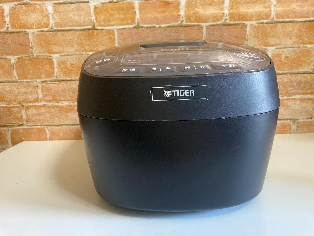 ★2023年製 ★ TIGER JPV-B100 圧力IH炊飯器 1.0L
