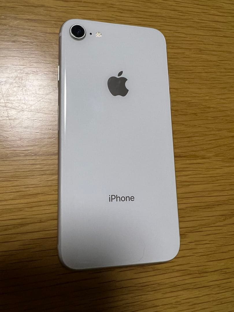 Apple iPhone 8 ホワイト 本体