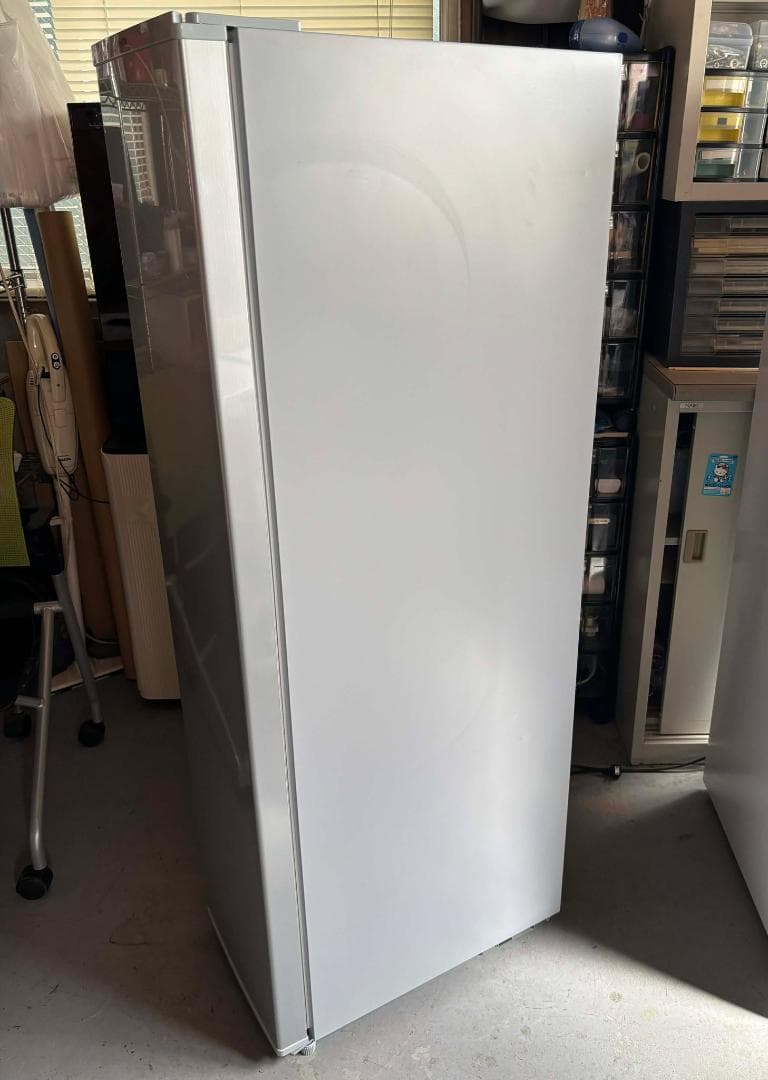 YAMAZEN 山善スリム冷凍庫 90L ホワイト YF－SU90 2023年製