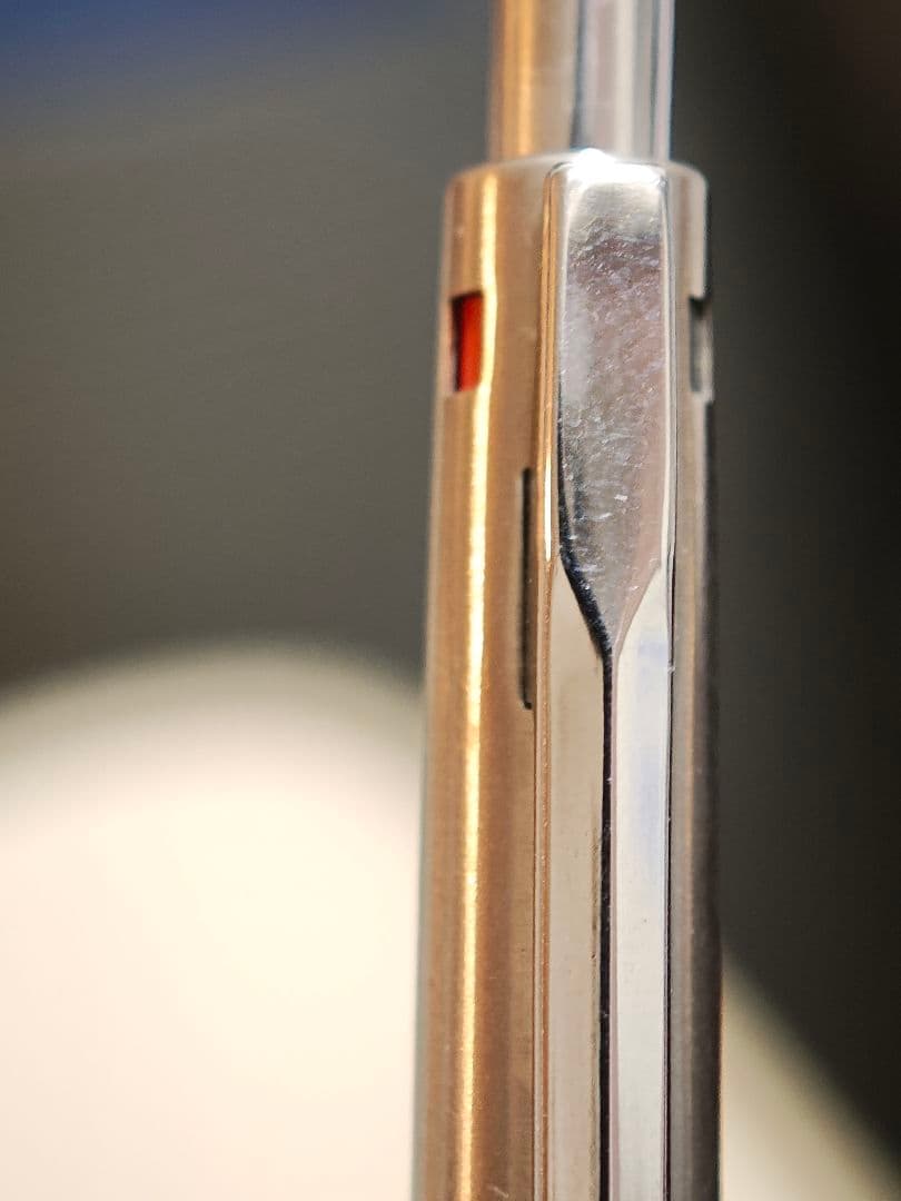 Pilot　2+1　廃盤ボールペン　多機能ペン　振り子式　蝕刻加工　パイロット