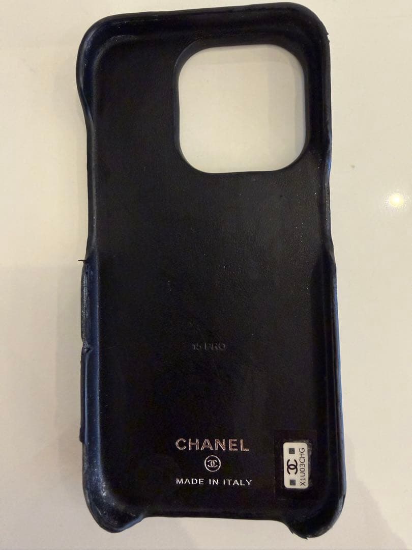 CHANEL iPhone 15 Pro ケース ブラック