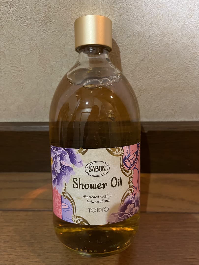 サボンTOKYO(日本限定) シャワーオイル500ml、ボディスクラブ320g