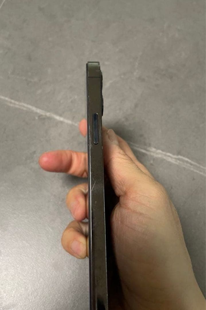 4000円OFF！美品　iPhone X 256GB SIMフリー スペースグレ
