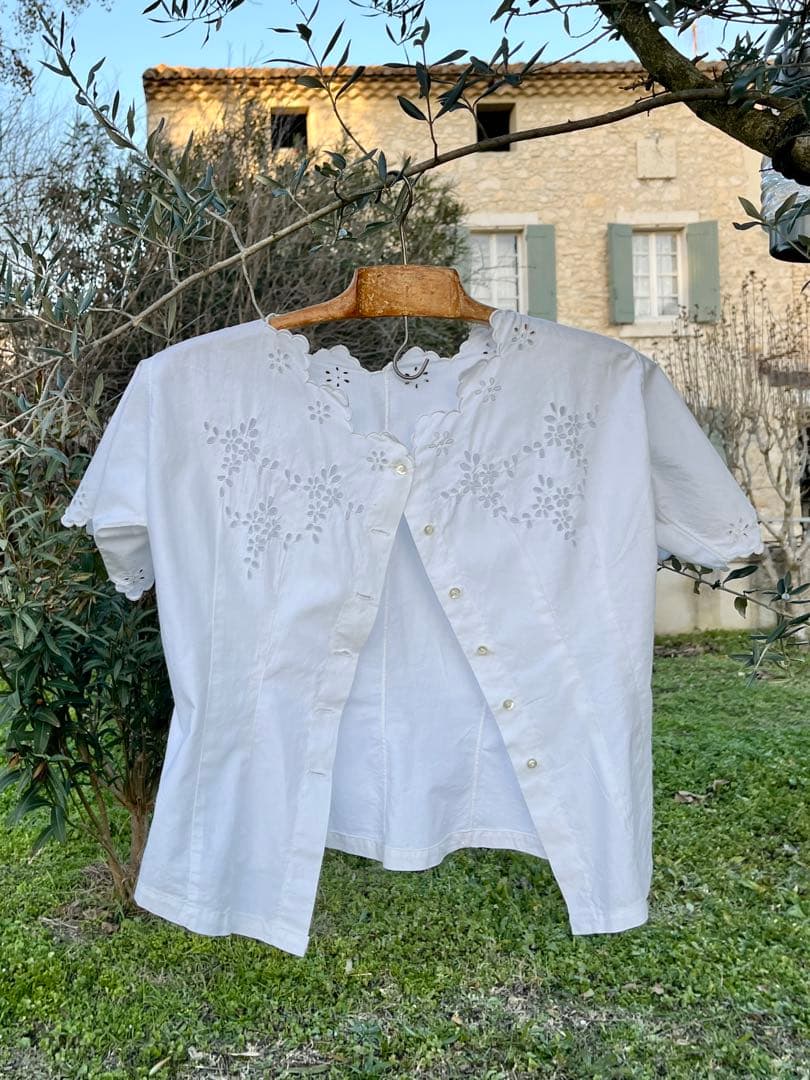 よつば◆フランスアンティーク｜手作り半袖ブラウス手刺繍リネン花柄シャツ