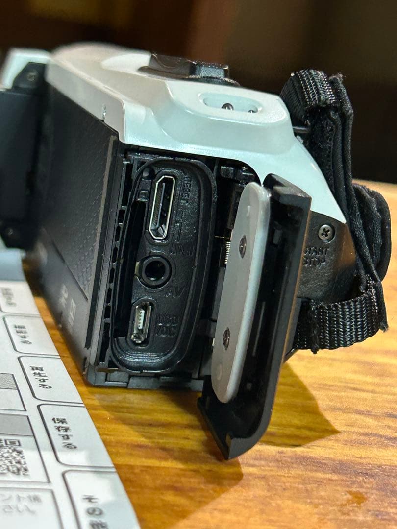 ビデオカメラ JVC Victor Everio GZ-R470-W