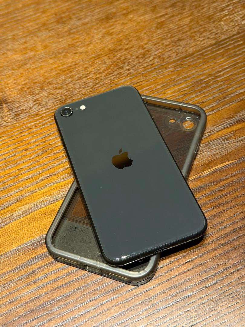 iPhoneSE 64G ブラック