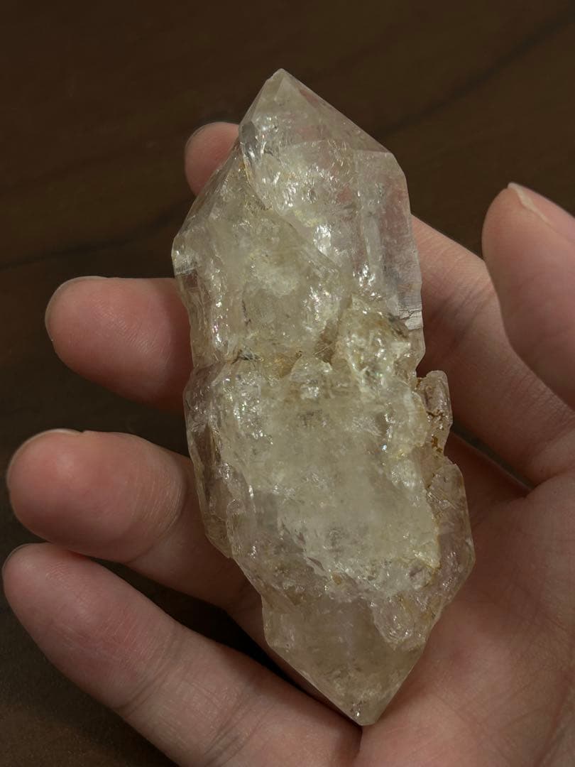 雲南・貴州産｜71g｜上級コレクション向け 溏心タイプ ダブルポイント水晶原石