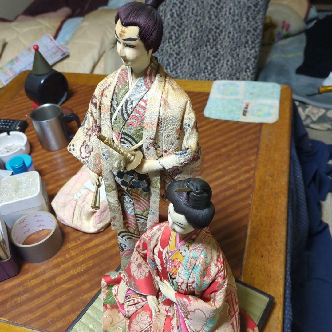 日本人形 男女セット 伝統的和服．琉球人形
