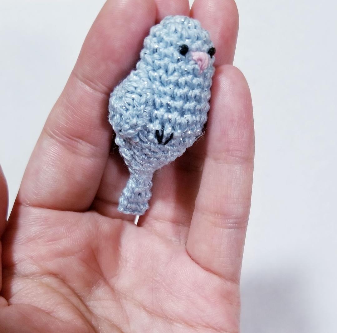 手編み　編みぐるみ　小鳥　ハンドメイド　レース糸