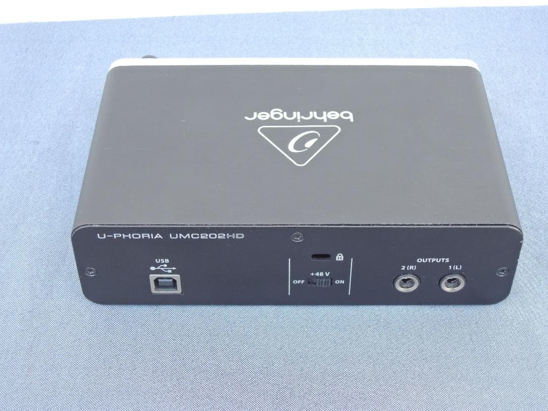 N646△BEHRINGER U-PHORIA UMC202HD ベリンガー