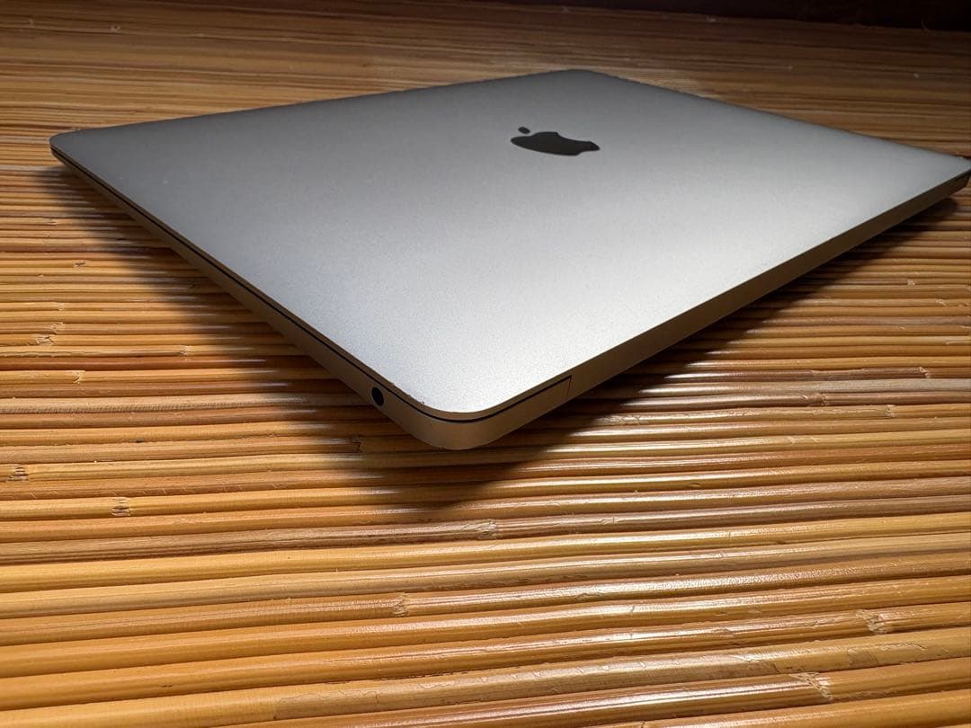 【値下げ中】M1 Macbook Air 2020 メモリ16GB SSD1TB