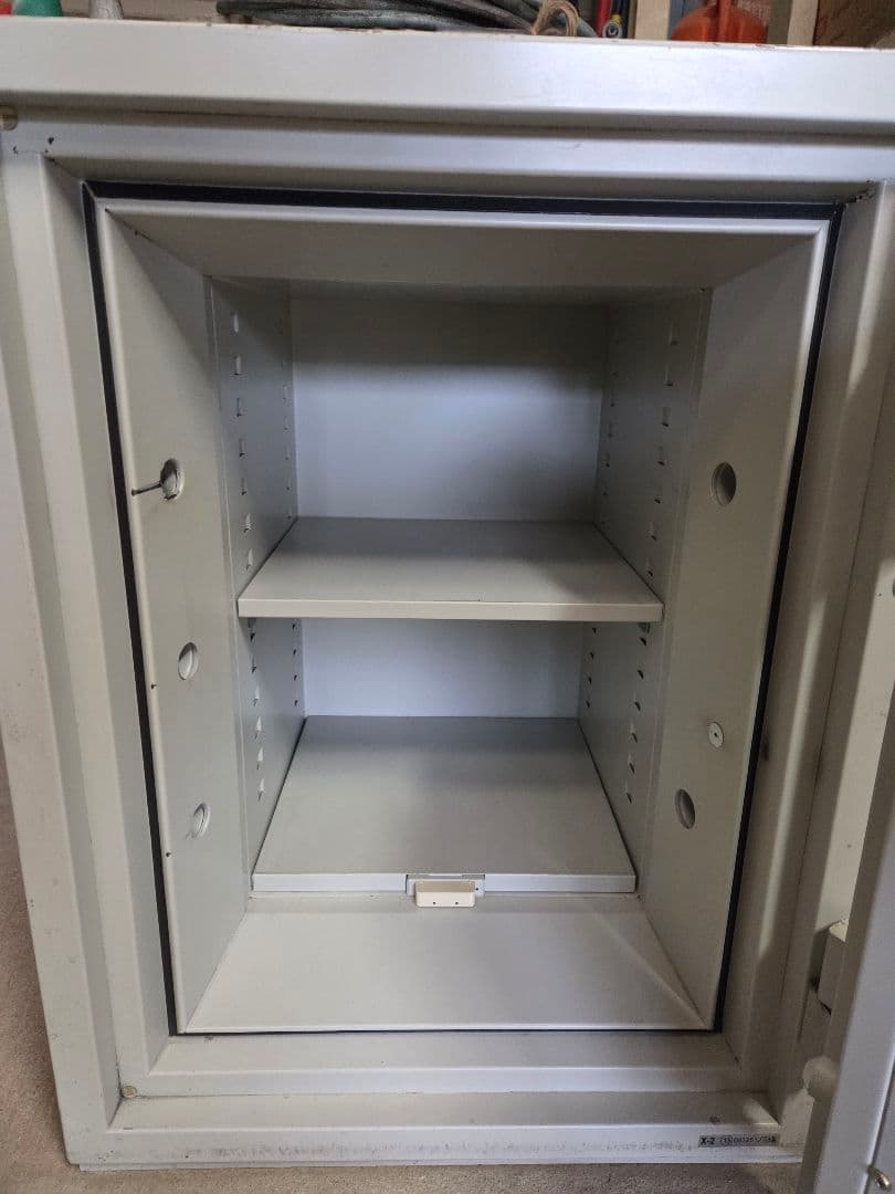 【直接引取限定】 耐火金庫 キング工業 BS-50C 中古品