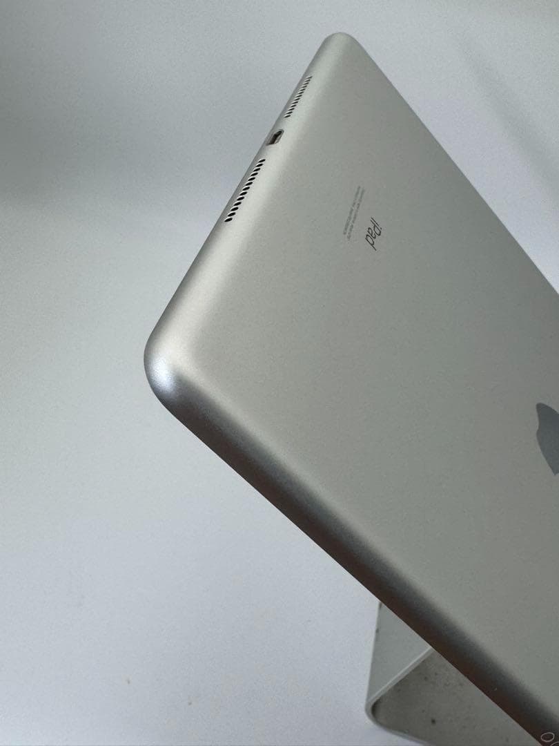 ipad 第7世代 128GB シルバー