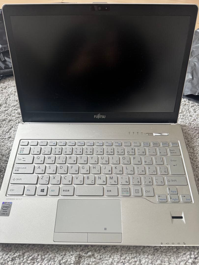 富士通 LIFEBOOK SH75/T ノートPC