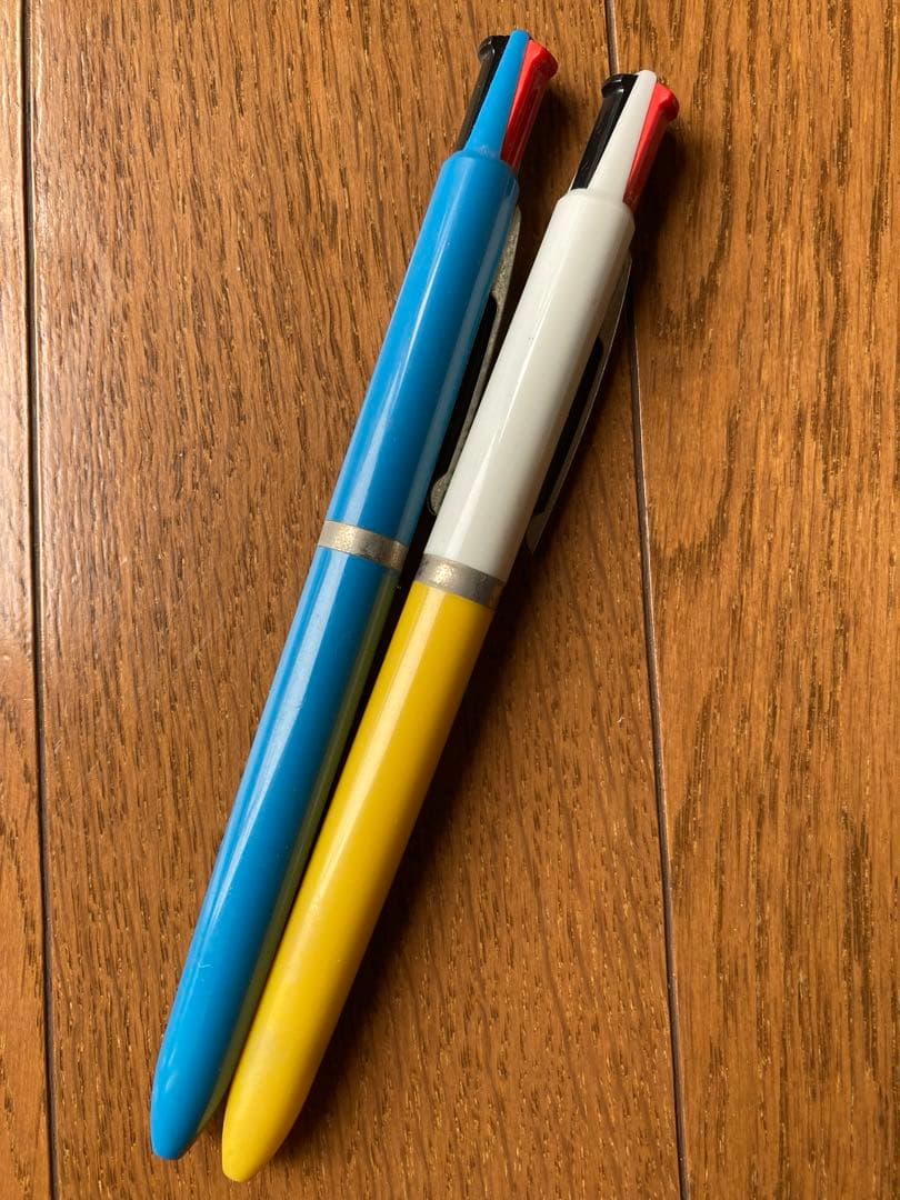非売品　廃盤ゼブラボールペン　廃盤ゼブラ3色ボールペン　昭和ボールペン